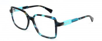 Agatha Riuz de la Prada